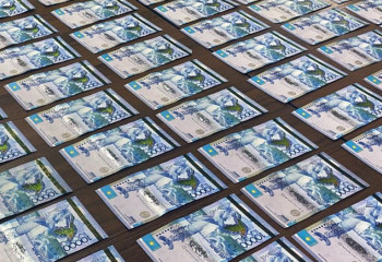 Павлодарда «ҚазАвтоЖол» қызметкерлері кәсіпкерден ақша бопсалаған