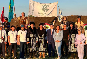 Дәстүрлі садақ ату: Қазақстан спортшылары Әлем кубогында өнер көрсетті