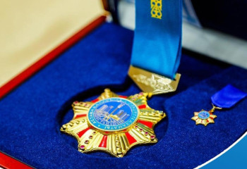В Астане заслуженными жителями стали нейрохирург и строитель