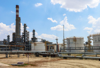 Үкімет басшысы Атырау мұнай өңдеу зауытындағы жұмысты тездетуді тапсырды