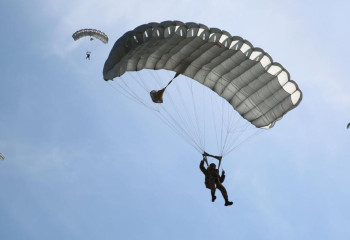 Десантно-штурмовым войскам Вооруженных сил – 23 года