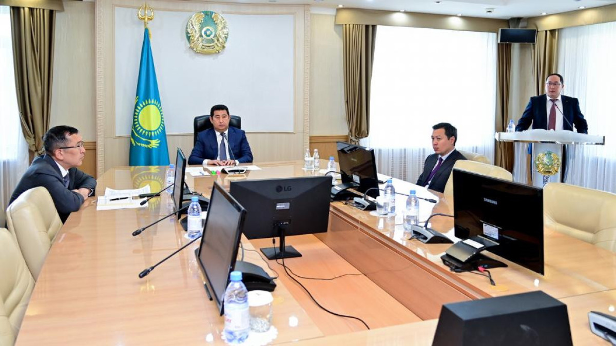 До 20 июля улучшить работу поликлиник региона поручил аким Северо-Казахстанской области