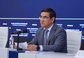 Биыл бакалавриатқа түсу үшін 73 мың грант бөлінді