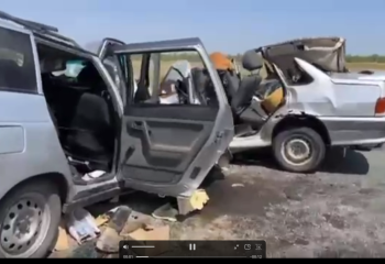 В Актюбинской области из-за лобового столкновения двух ВАЗов погибли водители