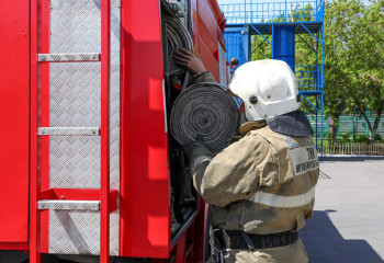 БҚО-да құрғақ жер өртеніп жатыр