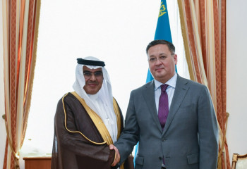 Kazakh Foreign Minister with Ambassador of Saudi Arabia