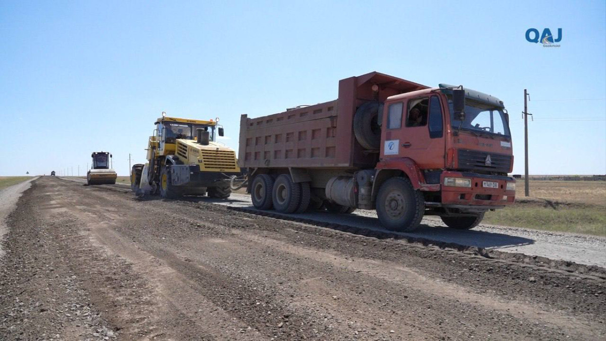 Дорожники начали ремонт почти 150 километров трассы «Жезказган-Петропавловск»