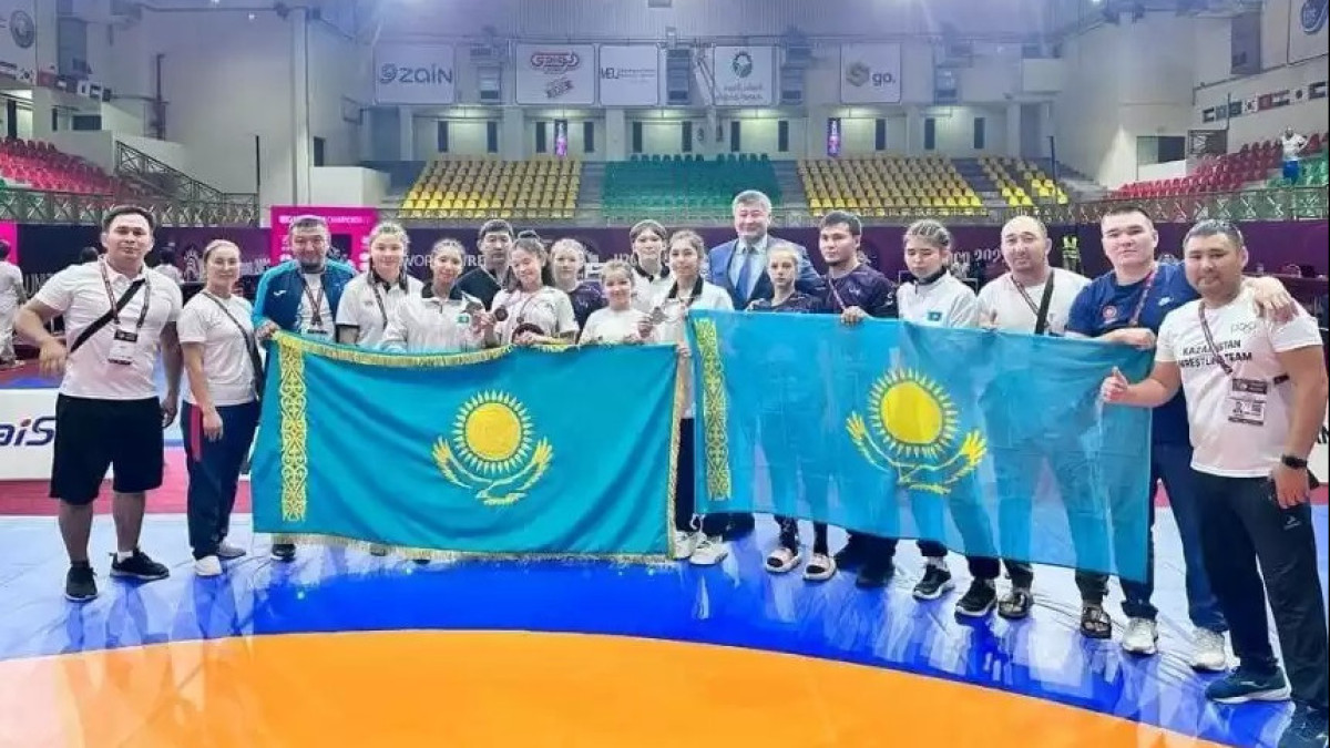 Азия чемпионатында қазақстандық балуан қыздар үш жүлде алды