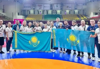 Азия чемпионатында қазақстандық балуан қыздар үш жүлде алды
