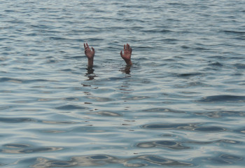 С начала года на водоемах страны спасли 153 человека