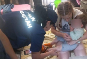 Ребенка извлекли из стиральной машины спасатели в Уральске