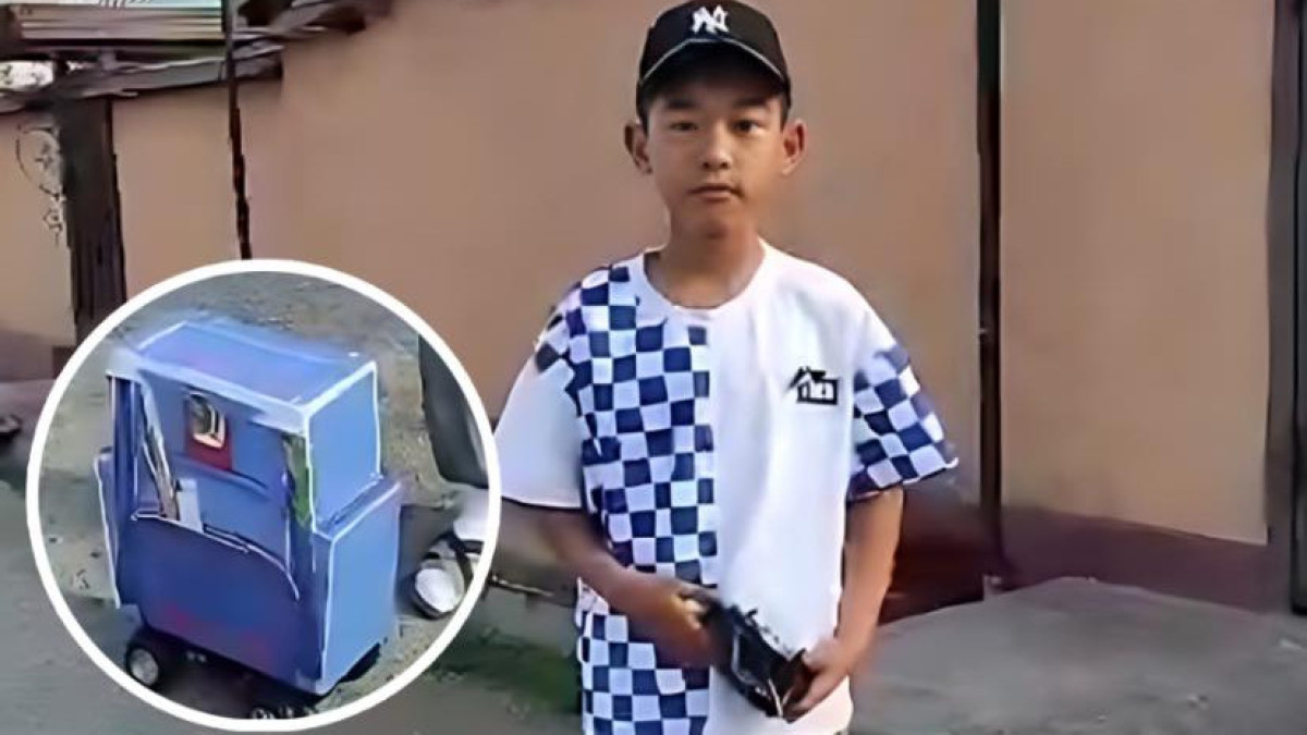 Школьник из Туркестана, который не мог поднимать тяжести после аварии, изобрел самостоятельно передвигающуюся умную сумку