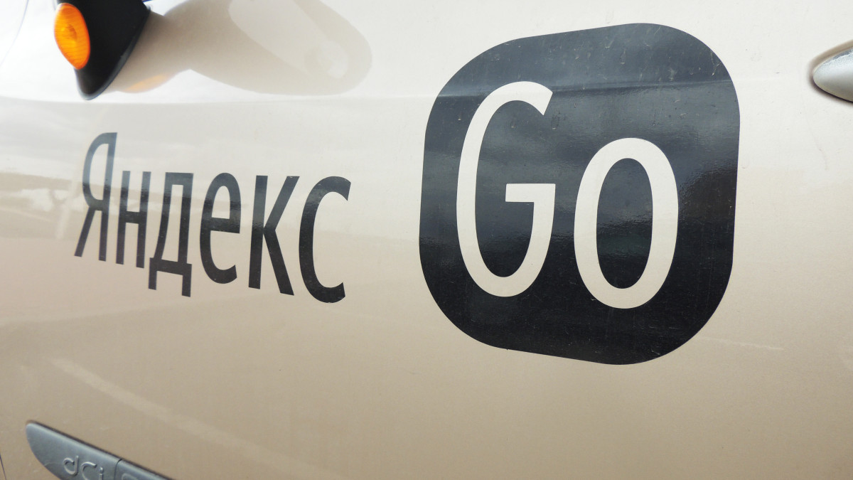 «До двух поездок в день» - бесплатное инватакси запустили в Алматы