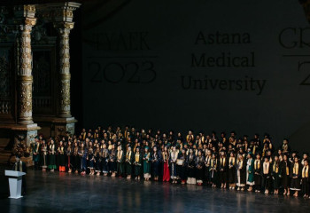Астана медицина университетін биыл мыңнан астам түлек тәмамдады