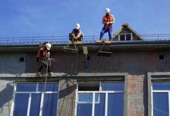 Свыше 20 объектов образования ремонтируют в Кокшетау