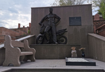 Надмогильные памятники выше одного метра запретят ставить астанчанам