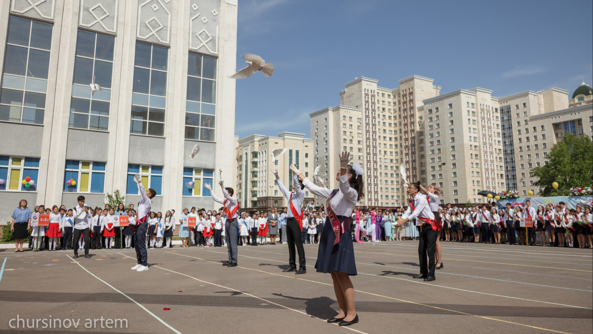 Пять тысяч казахстанских выпускников хотят стать учителями физкультуры