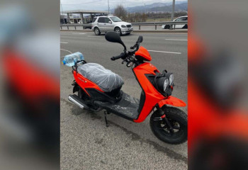 Мопедисты грубо нарушают правила на улицах Алматы: что говорит акимат и полиция