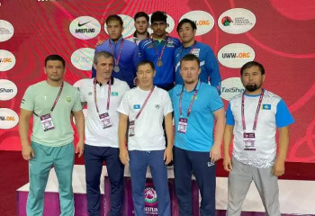 Еркін күрестен Камиль Куруглиев Азия чемпионы атанды