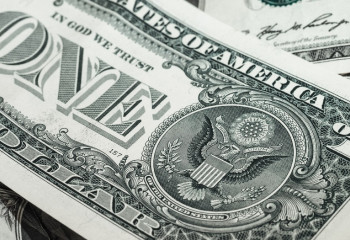 Қор нарығында доллар қайта қымбаттады