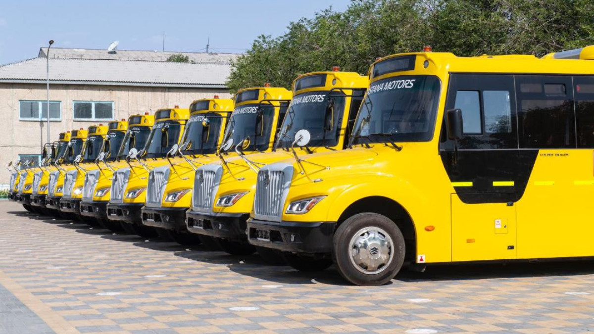 34 автобуса переданы школам Алматинской области