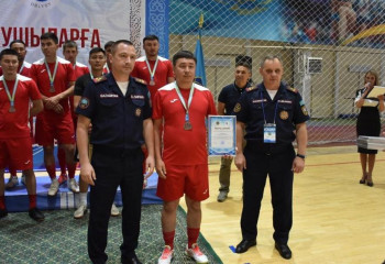 В Петропавловске прошел турнир по мини-футболу среди Департаментов по ЧС РК