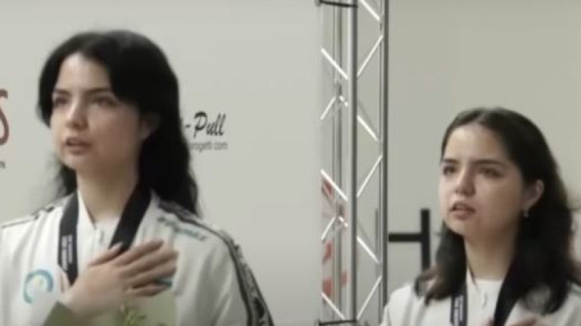  Кадр из видео 