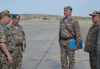 Заместитель министра обороны совершил рабочую поездку в Жетысуский и Сарыозекский гарнизоны