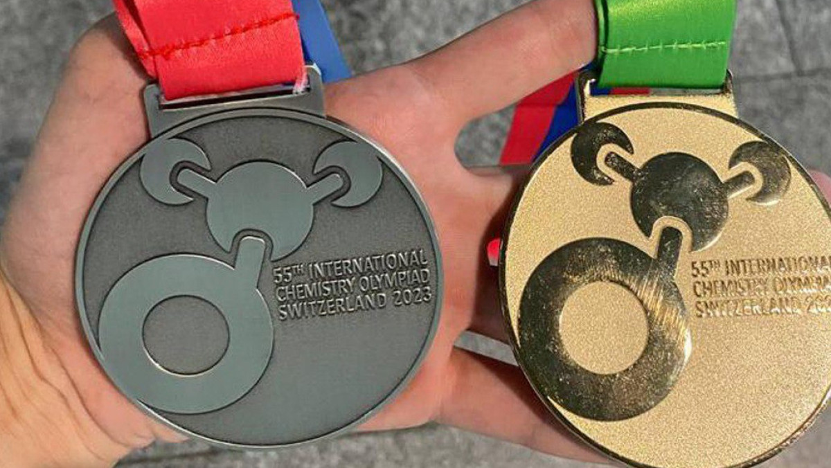 Сборная Казахстана выиграла четыре медали на Международной олимпиаде по химии