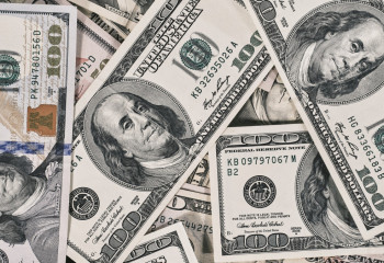 Қор нарығында доллар қайта арзандады