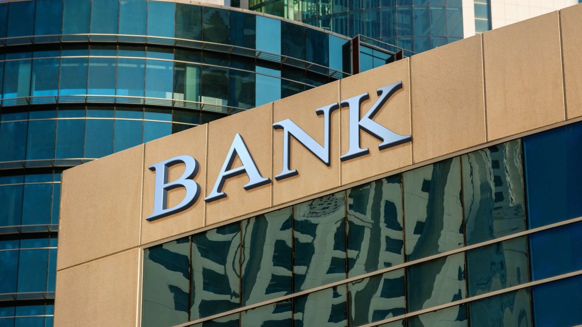 Информацию о ликвидации девяти банков опровергли в Казахстане