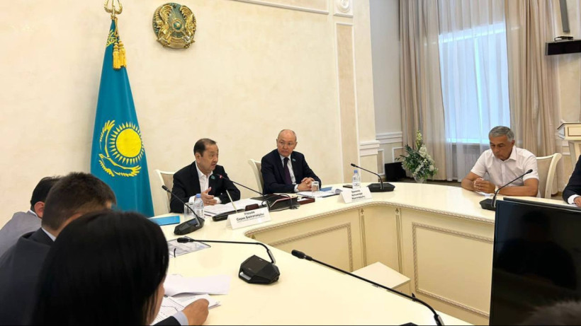  Сенат баспасөз қызметі 