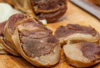 Бельгияда қазақ жігіті жасаған қазыға сұраныс артып келеді