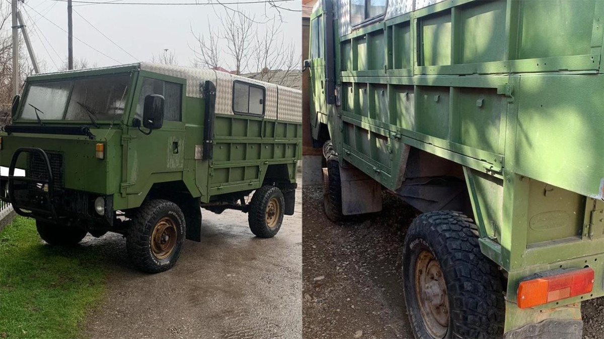 Редкий британский военный грузовик выставили на продажу в Шымкенте