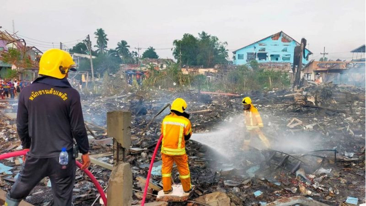 Мощный взрыв на складе пиротехники в Таиланде: погибли 9 человек, больше ста ранены