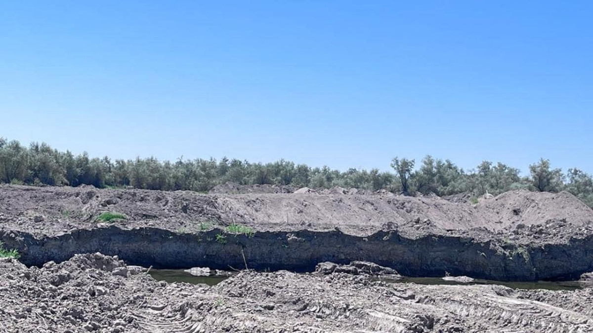 Работу незаконных песчаных карьеров приостановили в Туркестанской области