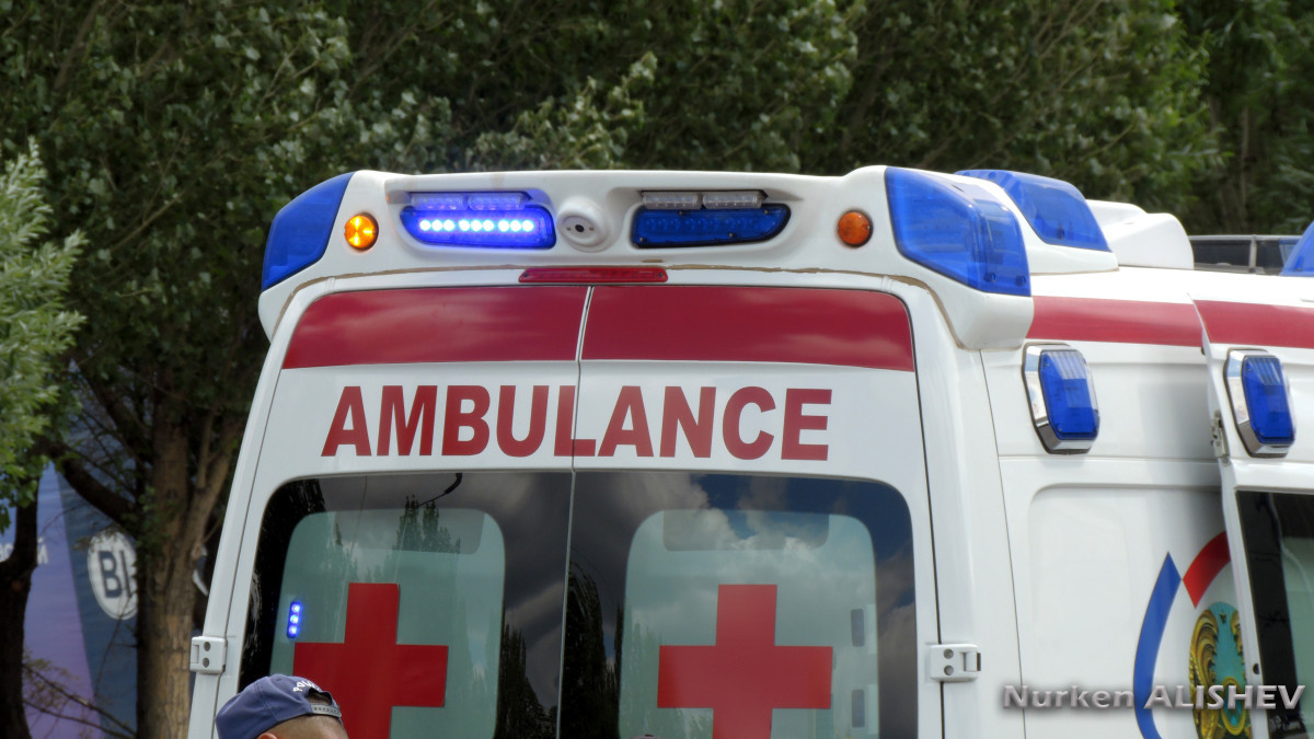 Еще два ребенка госпитализировали в результате массового отравления в Караганде