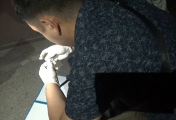 Шымкенттік тұрғын 18 жерге есірткі қойған адамды ұстап, полицияға хабарласқан