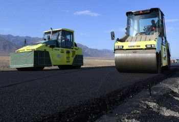 Свыше 1000 км республиканских дорог построят и приведут в порядок до конца года