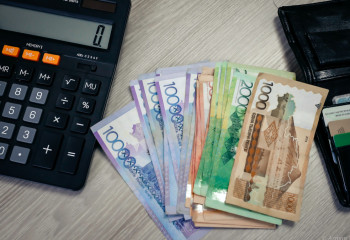 СҚО-да білім бөлімінің бухгалтерлері 90 млн теңгені заңсыз есептеген