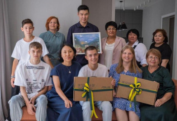 Қарағандыда жетім балалар үйінің тәрбиеленушілеріне 4 бөлмелі пәтер берілді