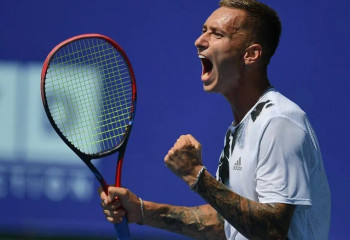 Денис Евсеев вышел в четвертьфинал Челленджера в Португалии