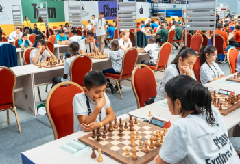 Павлодарцы лидируют после первого дня чемпионата мира по шахматам