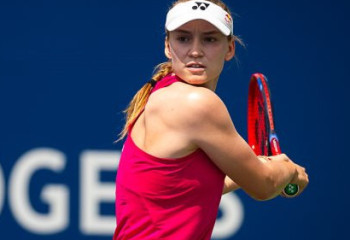 Елена Рыбакина сыграла с чемпионкой Уимблдона-2023