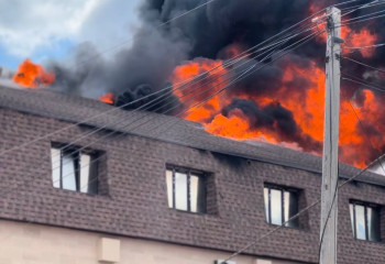 Загорелся ресторан в Актобе: эвакуировали 35 детей