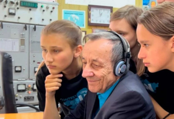 Казахстанские школьницы выиграли чемпионат мира по радиосвязи