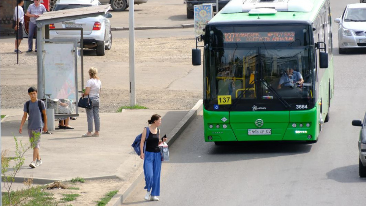 В Алматы подорожает проезд в общественном транспорте