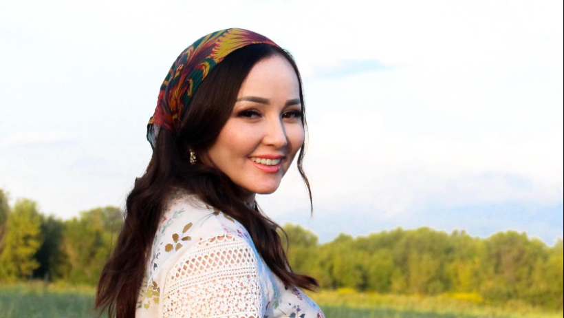 instagram.com/zhazira_bairbekova 