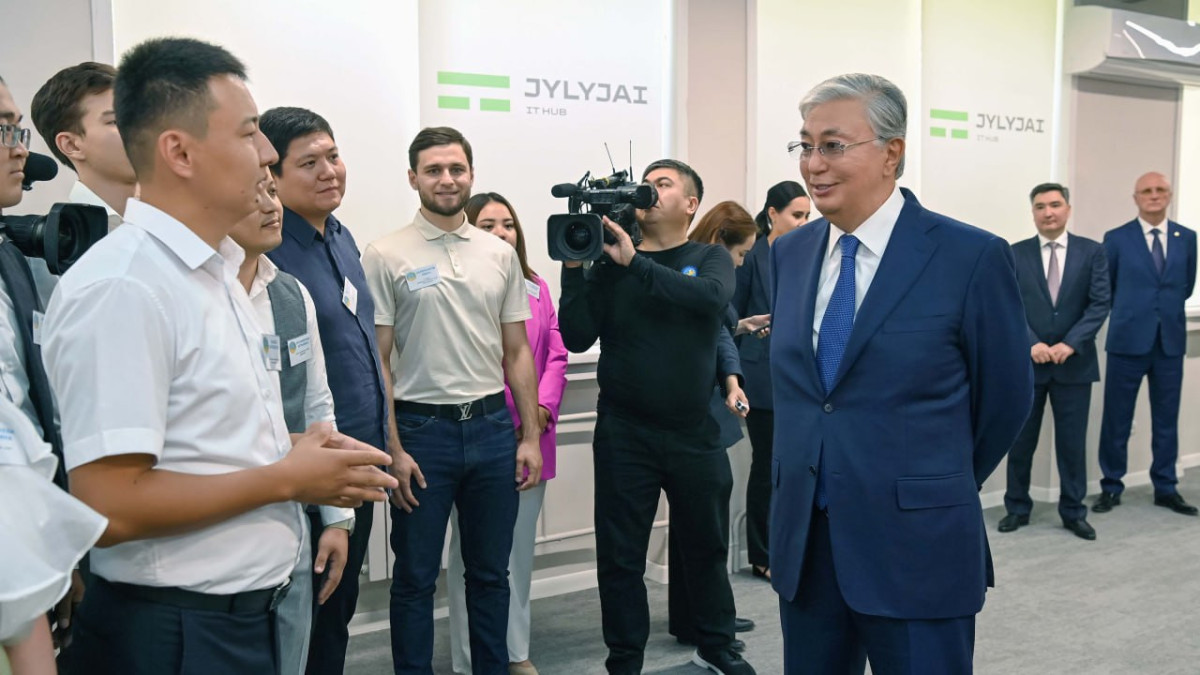О созданных IT-проектах рассказала Главе государства молодежь Павлодарской области