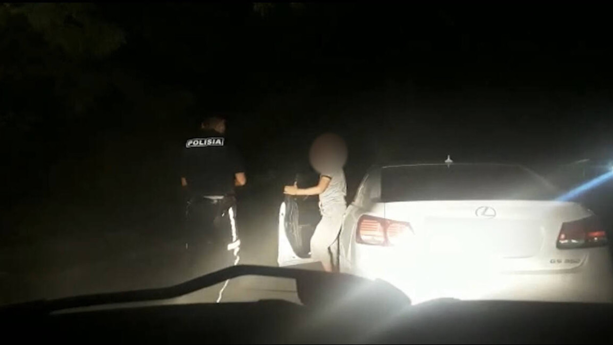 В Жамбылской области пьяный водитель пытался скрыться от полиции